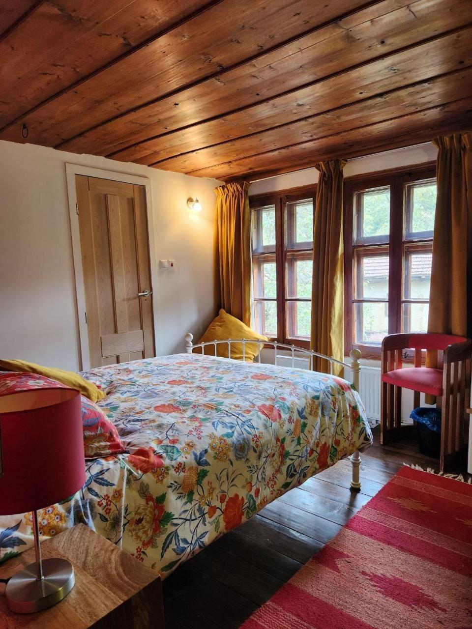 Little River Guest House Габрово Номер фото