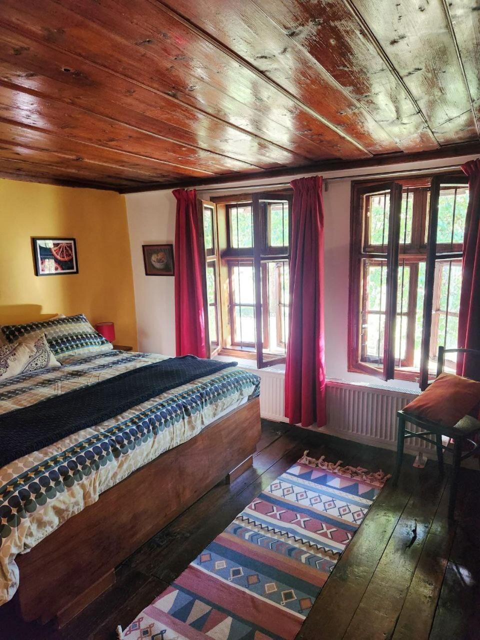 Little River Guest House Габрово Номер фото